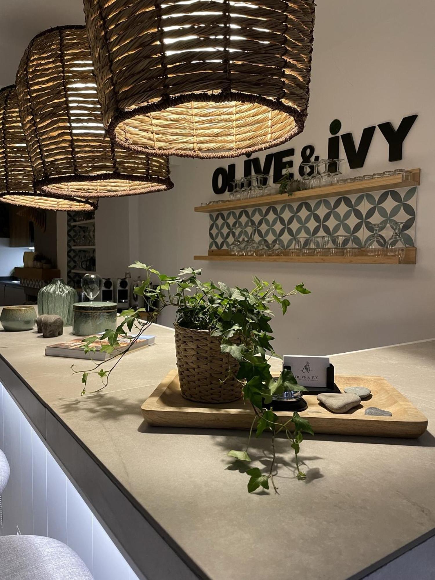 Olive & Ivy Guesthouse Canillas de Aceituno Extérieur photo